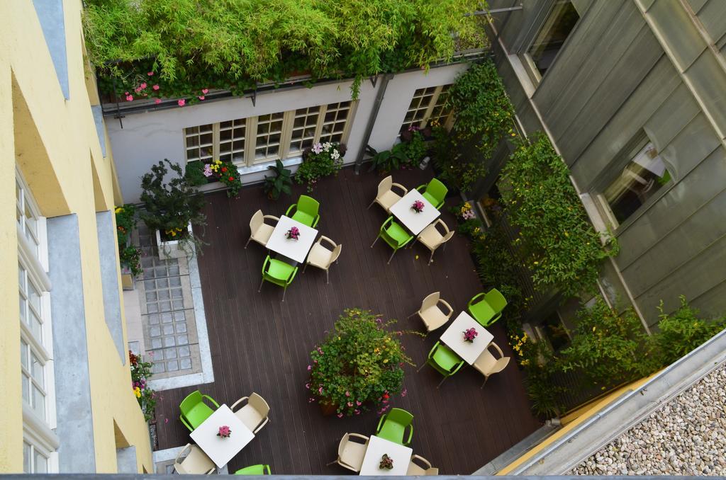 Hotel Clement Прага Екстер'єр фото