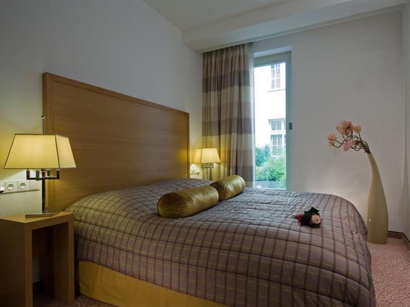 Hotel Clement Прага Екстер'єр фото