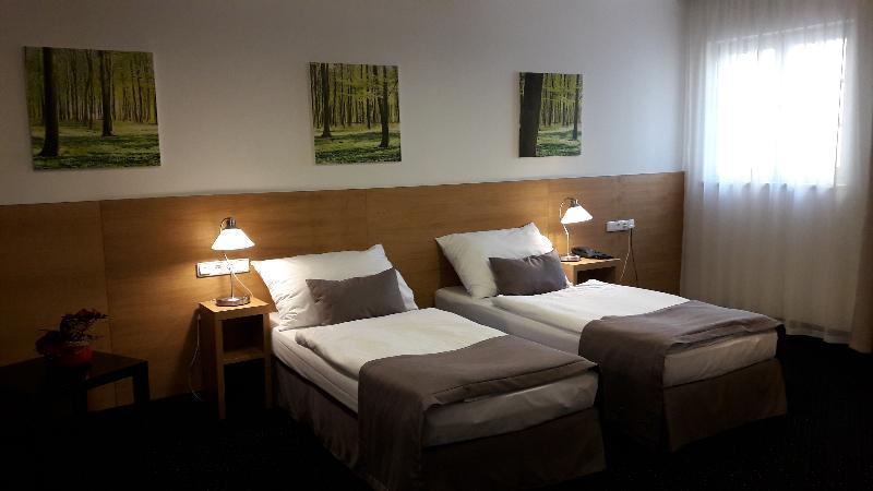 Hotel Clement Прага Екстер'єр фото