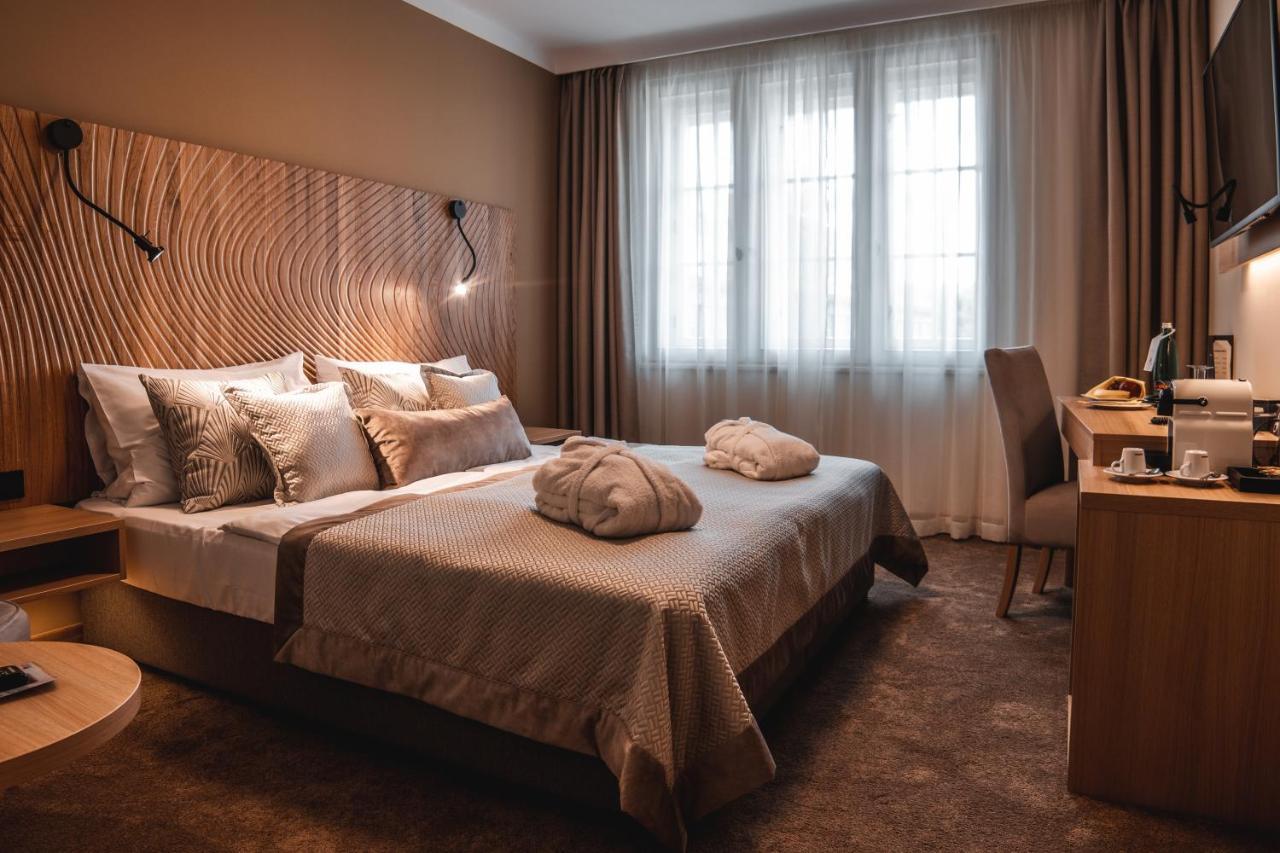 Hotel Clement Прага Екстер'єр фото