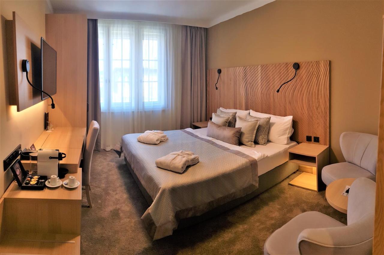 Hotel Clement Прага Екстер'єр фото